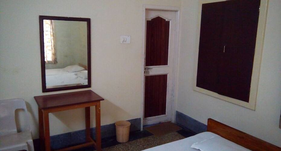 Hotel Sairam, Puri 4